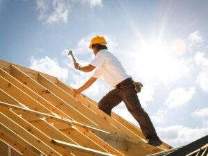 worker framing roof for roofing license